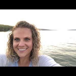 Meet your Posher, Lindsey